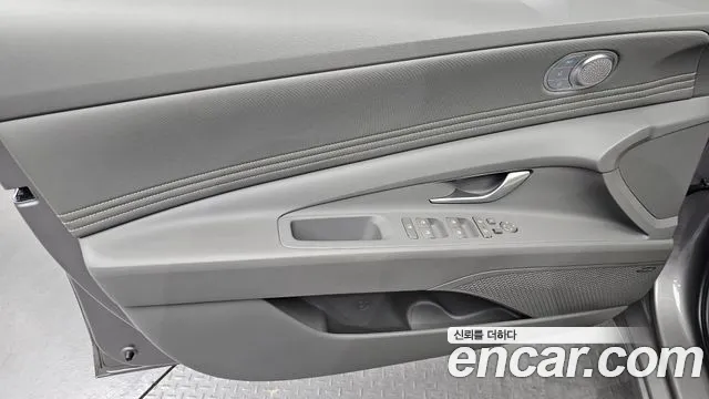 Hyundai AVANTE Inspiration — Фото автомобиля 24