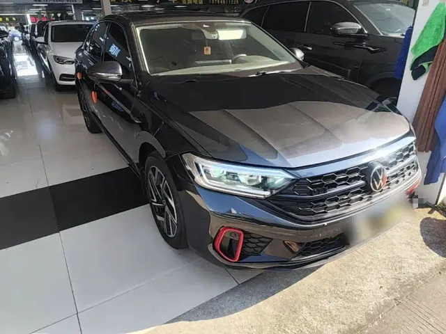 Volkswagen Sagitar — Фото автомобиля 3