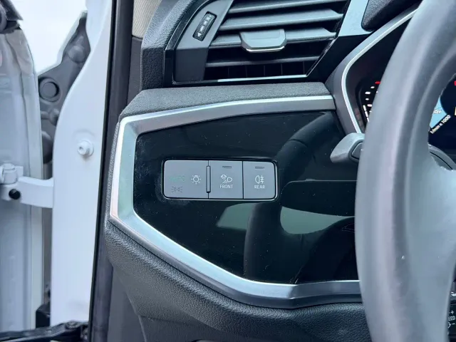Audi Q3 — Фото автомобиля 5
