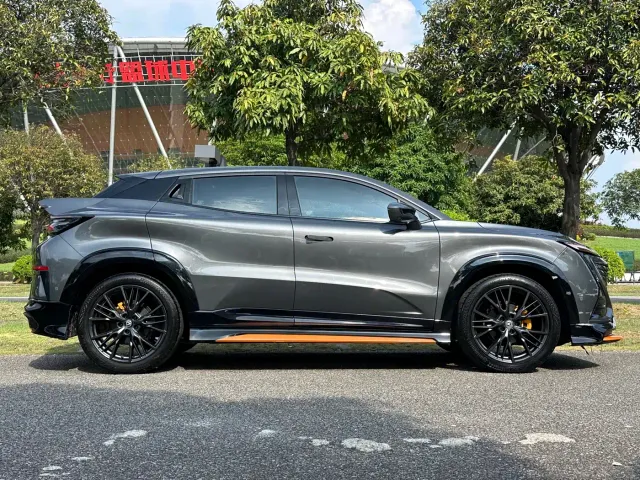 Changan UNI-T — Фото автомобиля 4