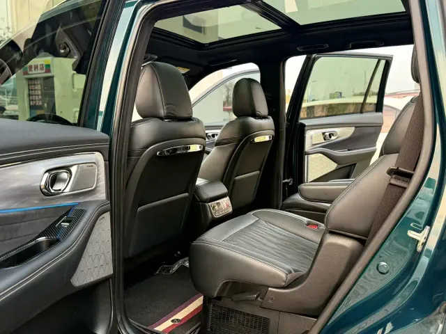 GAC Trumpchi GS8 — Фото автомобиля 6