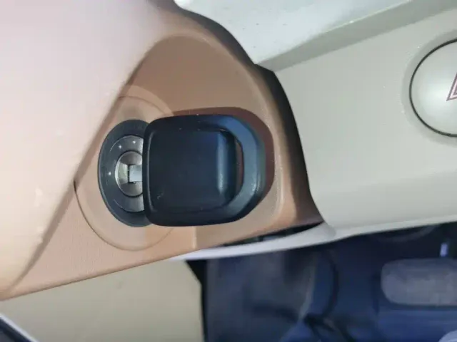 Wuling Hongguang Mini EV — Фото автомобиля 8