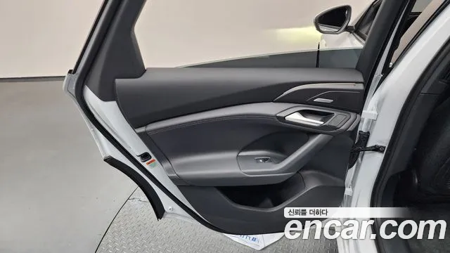 Audi A6 e-Tron — Фото автомобиля 25