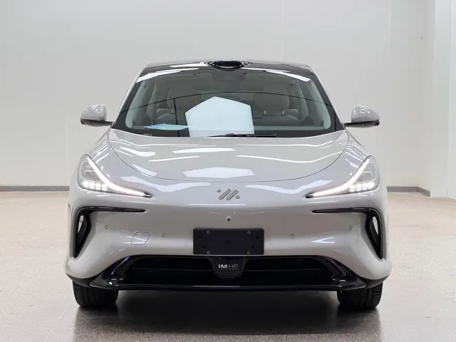 IM Motors LS6 — Фото автомобиля 2