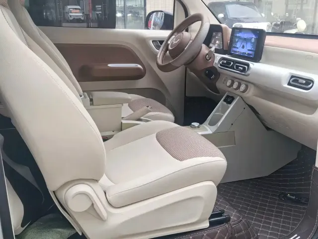 Wuling Hongguang Mini EV — Фото автомобиля 7