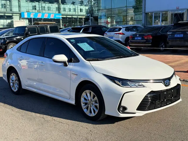 Toyota Corolla — Фото автомобиля 3