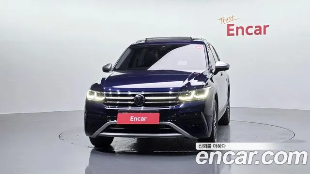 Volkswagen Tiguan — Фото автомобиля 3