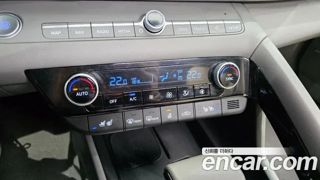 Hyundai AVANTE Новый Avante (CN7) — Фото автомобиля 18