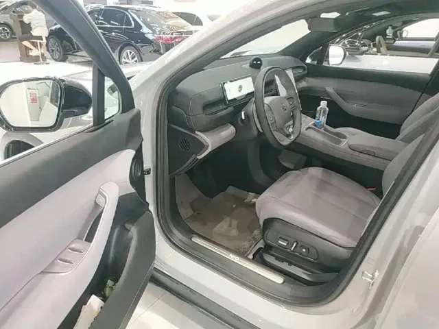 Nio EC6 — Фото автомобиля 15