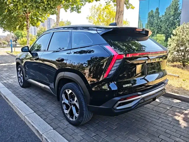 Geely Boyue L — Фото автомобиля 4