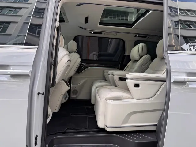 Maxus Dajia 9 — Фото автомобиля 17