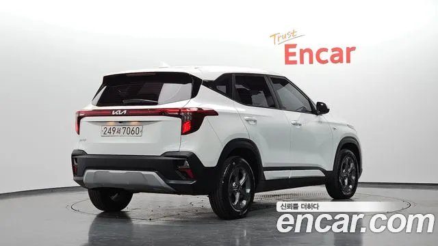 Kia Seltos — Фото автомобиля 2