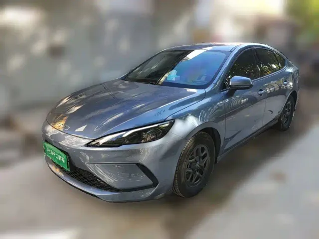 Фотография автомобиля — BYD Seal 05 DM-i