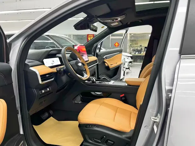 Geely Haoyue L — Фото автомобиля 7