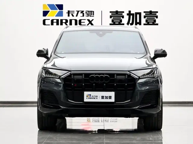 Audi SQ7 — Фото автомобиля 2
