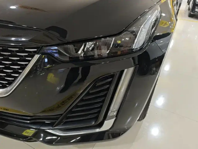 Cadillac CT5 — Фото автомобиля 17