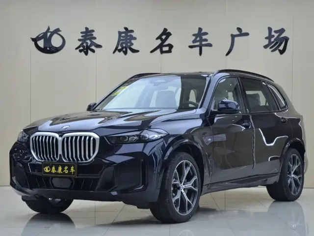 Фотография автомобиля — BMW X5