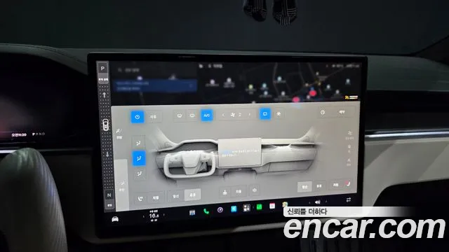 Tesla Model X — Фото автомобиля 24