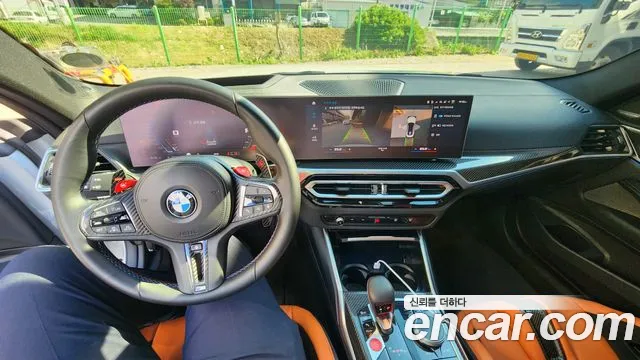 BMW M4 — Фото автомобиля 10