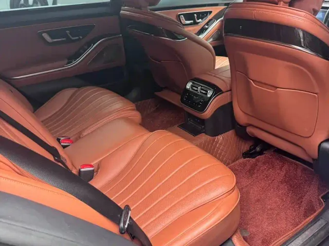 Mercedes-Benz S-Class — Фото автомобиля 8