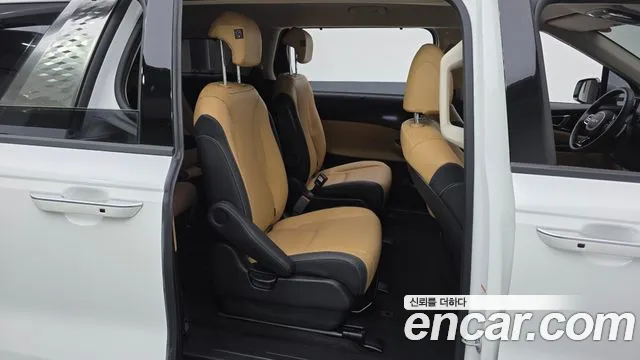 Kia Canival Carnival 4 поколение Бензин 9 мест Signature — Фото автомобиля 11