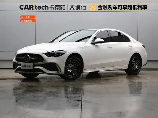Фотография автомобиля — Mercedes-Benz C-Class