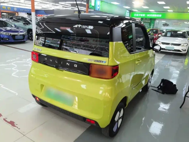 Wuling Hongguang Mini EV — Фото автомобиля 6