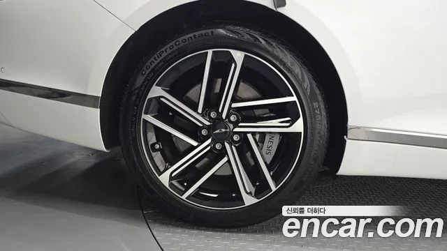Genesis G80 Бензин 2.5 турбо AWD — Фото автомобиля 4