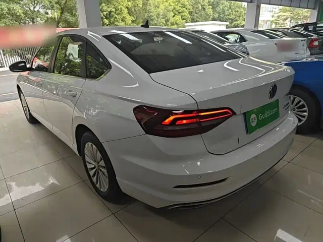 Volkswagen Lavida 2022 280TSI DSG Comfort Edition — Фото автомобиля 4