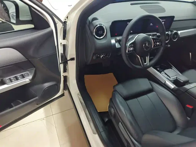 Mercedes-Benz GLB-Class — Фото автомобиля 15