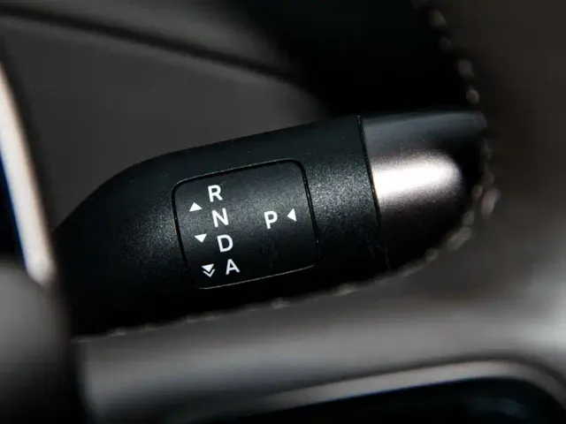 Li Auto MEGA — Фото автомобиля 21