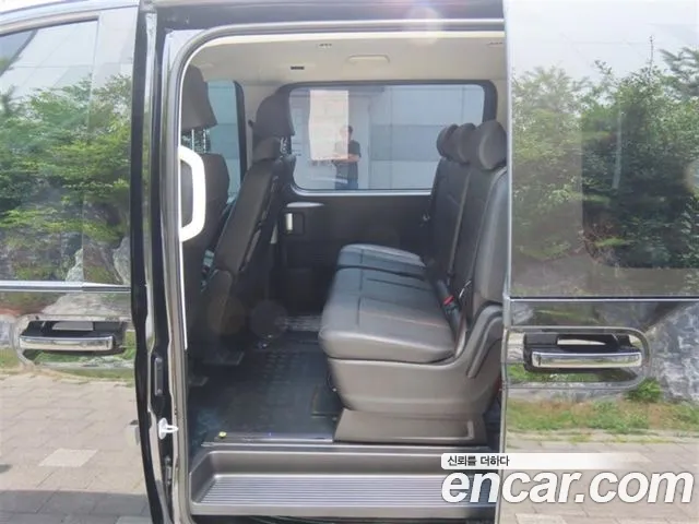 Hyundai Staria Staria (New) — Фото автомобиля 14