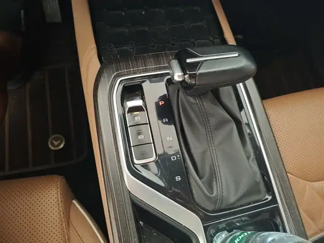 Wuling Jiachen — Фото автомобиля 13