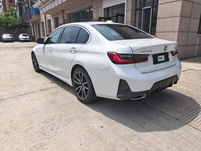 BMW 3 Series — Фото автомобиля 7