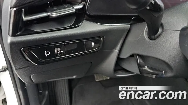 Kia Niro Niro (New) — Фото автомобиля 29