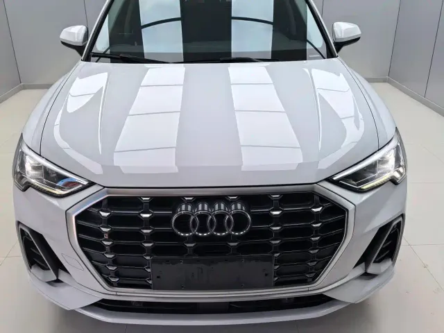 Audi Q3 — Фото автомобиля 6