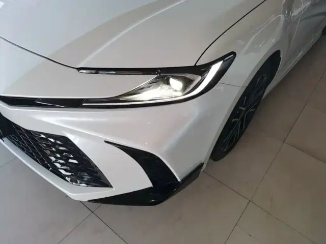 Toyota Camry — Фото автомобиля 23