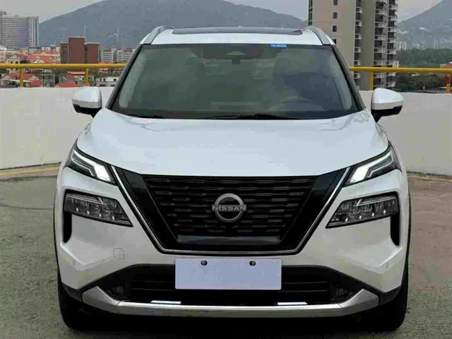 Nissan X-Trail — Фото автомобиля 4