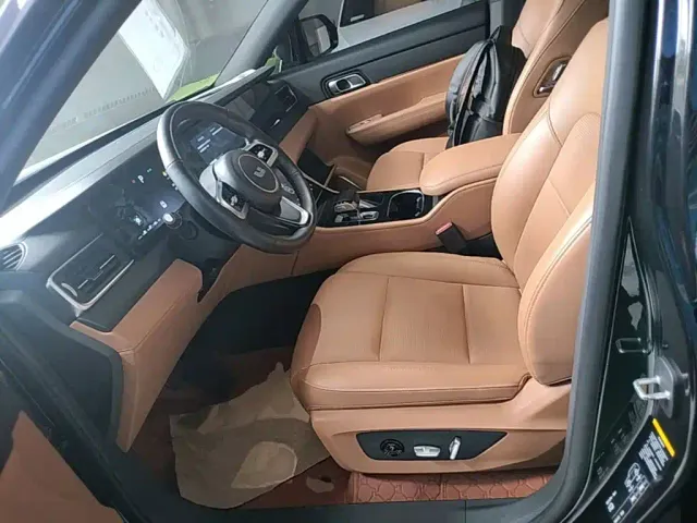 Li Auto ONE — Фото автомобиля 19