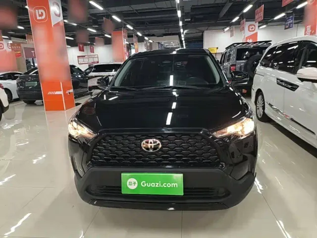 Toyota Corolla Cross — Фото автомобиля 2
