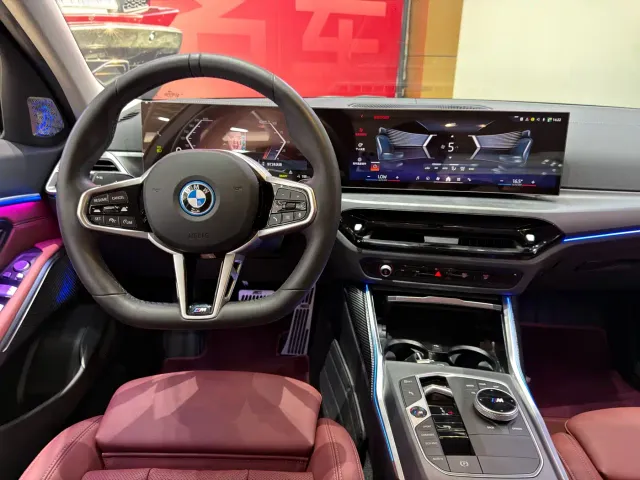 BMW i3 — Фото автомобиля 8