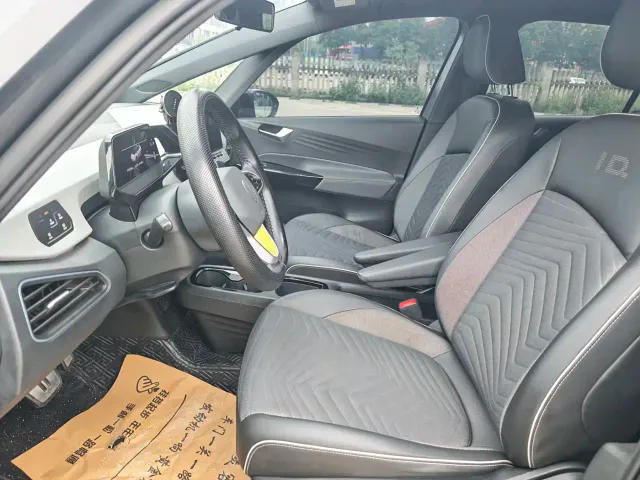 Volkswagen ID.3 — Фото автомобиля 7