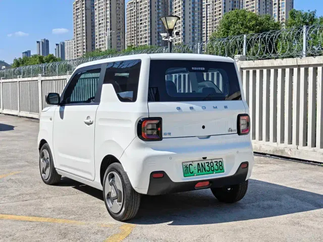 Geely Panda — Фото автомобиля 5