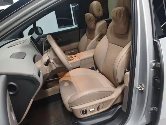 Li Auto i6 — Фото автомобиля 14