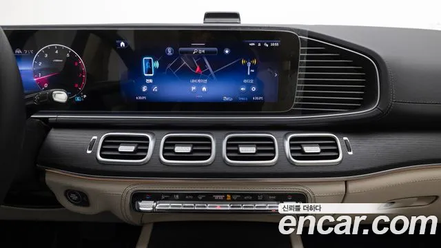 Mercedes-Benz GLE-Class — Фото автомобиля 16