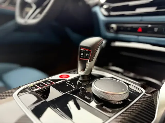 BMW M4 — Фото автомобиля 12