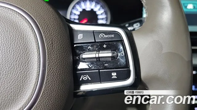 Kia Carnival 4th Gen — Фото автомобиля 26