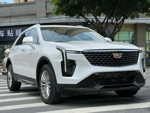 Cadillac XT4 — Фото автомобиля 5