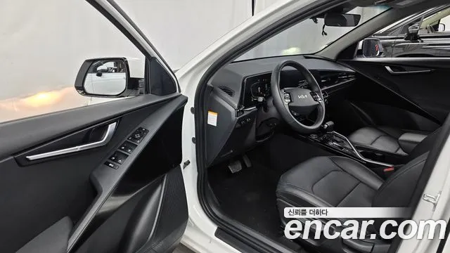 Kia Niro The All New Niro Trendy — Фото автомобиля 10