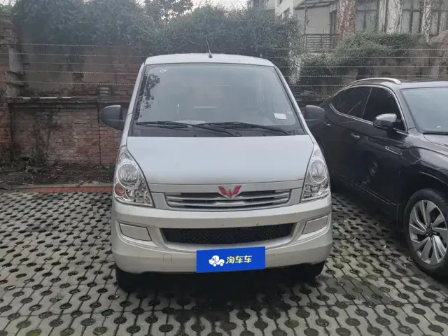 Wuling Rongguang S — Фото автомобиля 2